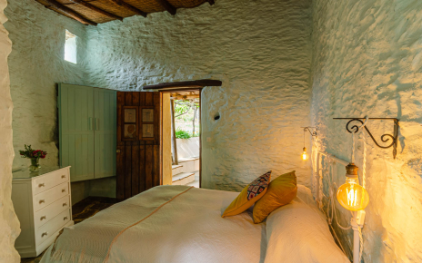 Dormitorio doble con acceso independiente 